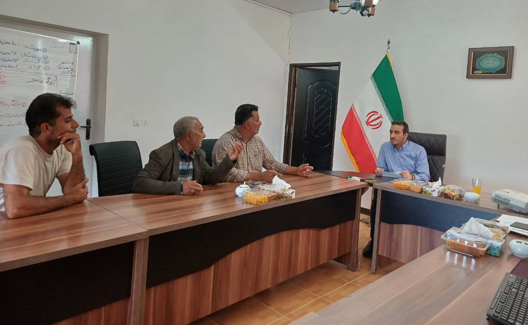 بازدید سرپرست معاونت بهره‌وری املاک و اراضی بنیاد بهره‌وری موقوفات از حوزه املاک و اراضی سرخس