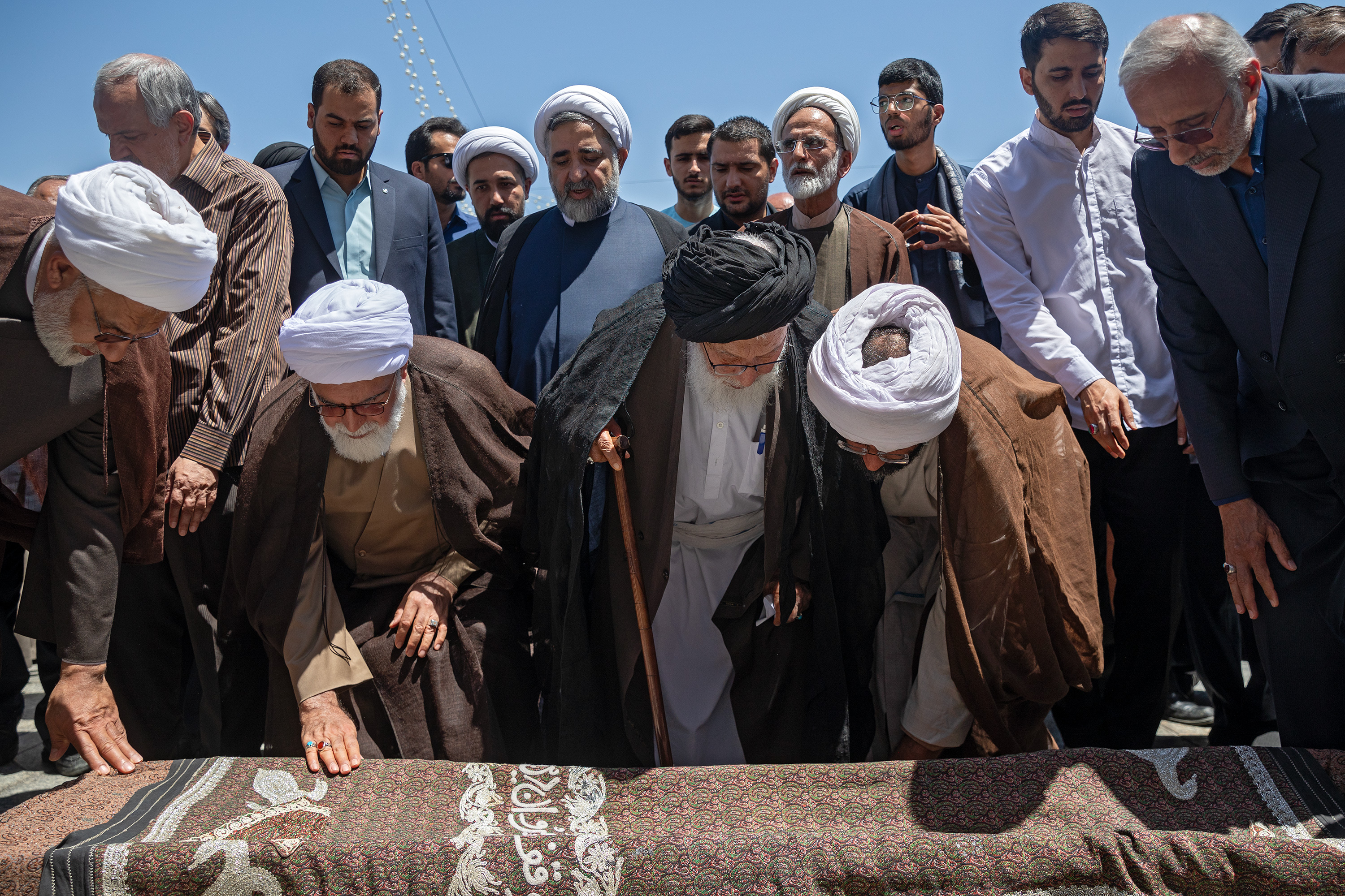 مراسم تشییع پیکر محمد حسین حشمت‌پور