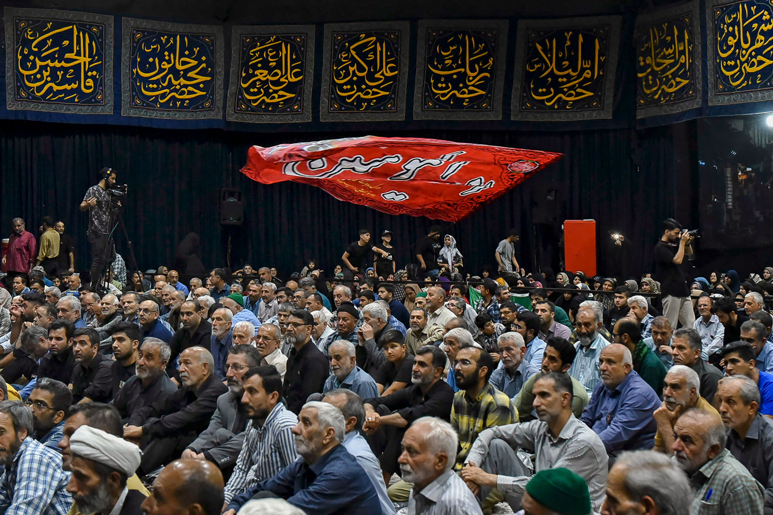 مراسم روز زیارتی امام رضا علیه‌السلام در حسینیه آیت الله شاهرودی