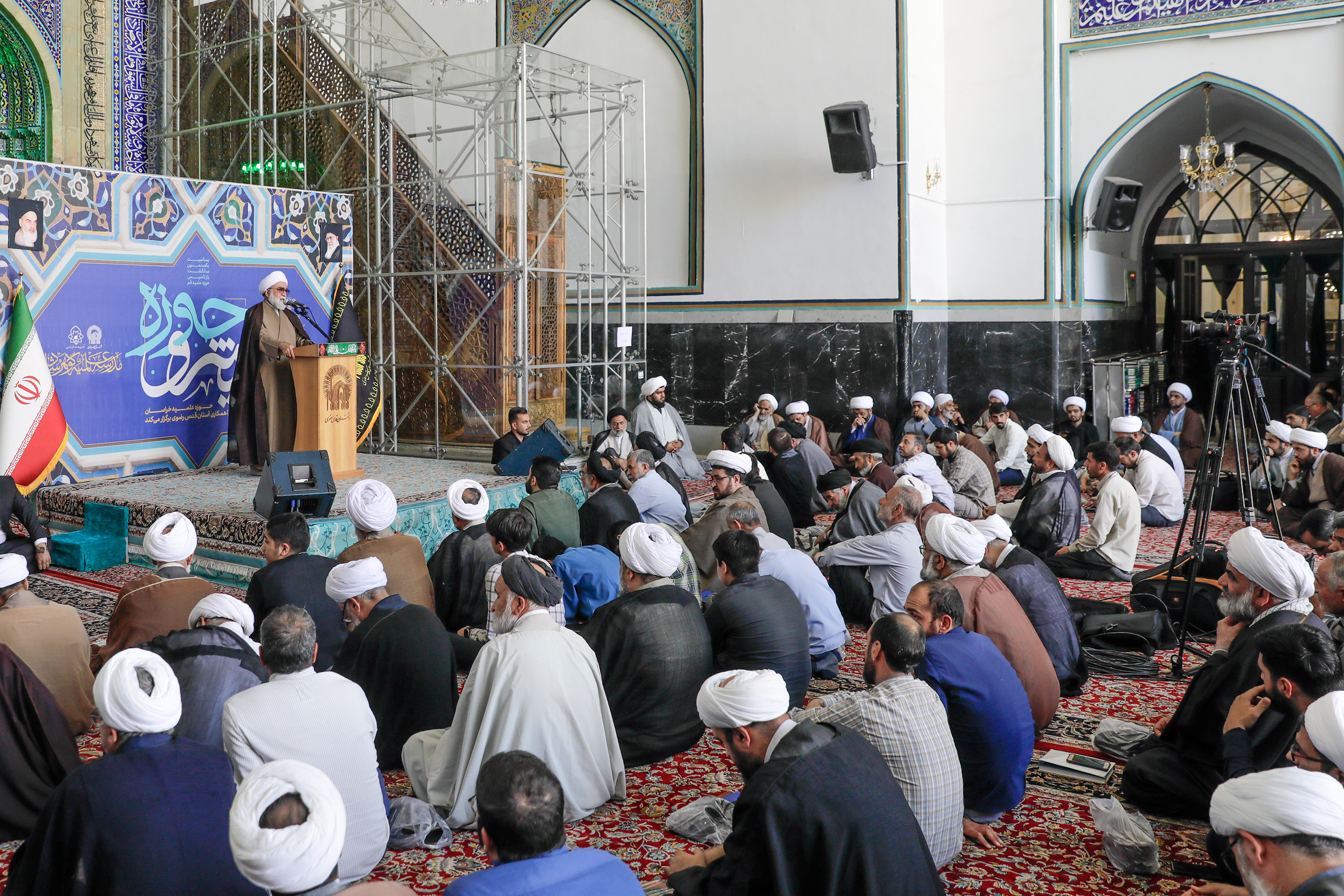 نشست تخصصی خوانش و مباحثه بیانیه «حوزه پیشرو و سرآمد»-2
