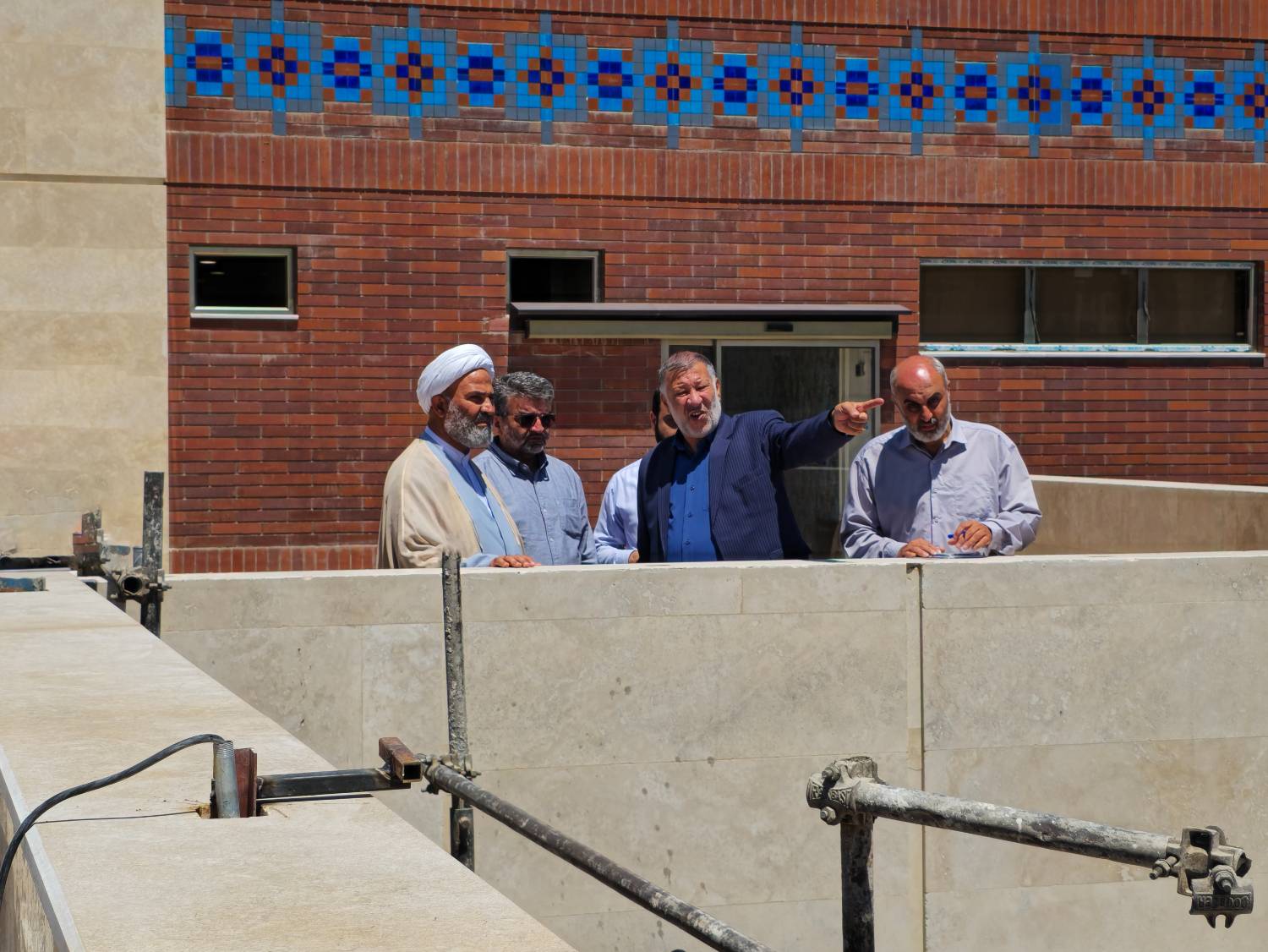 بازدید نماینده مجلس از فاز سوم مجموعه اقامتی زائرسرای رضوی