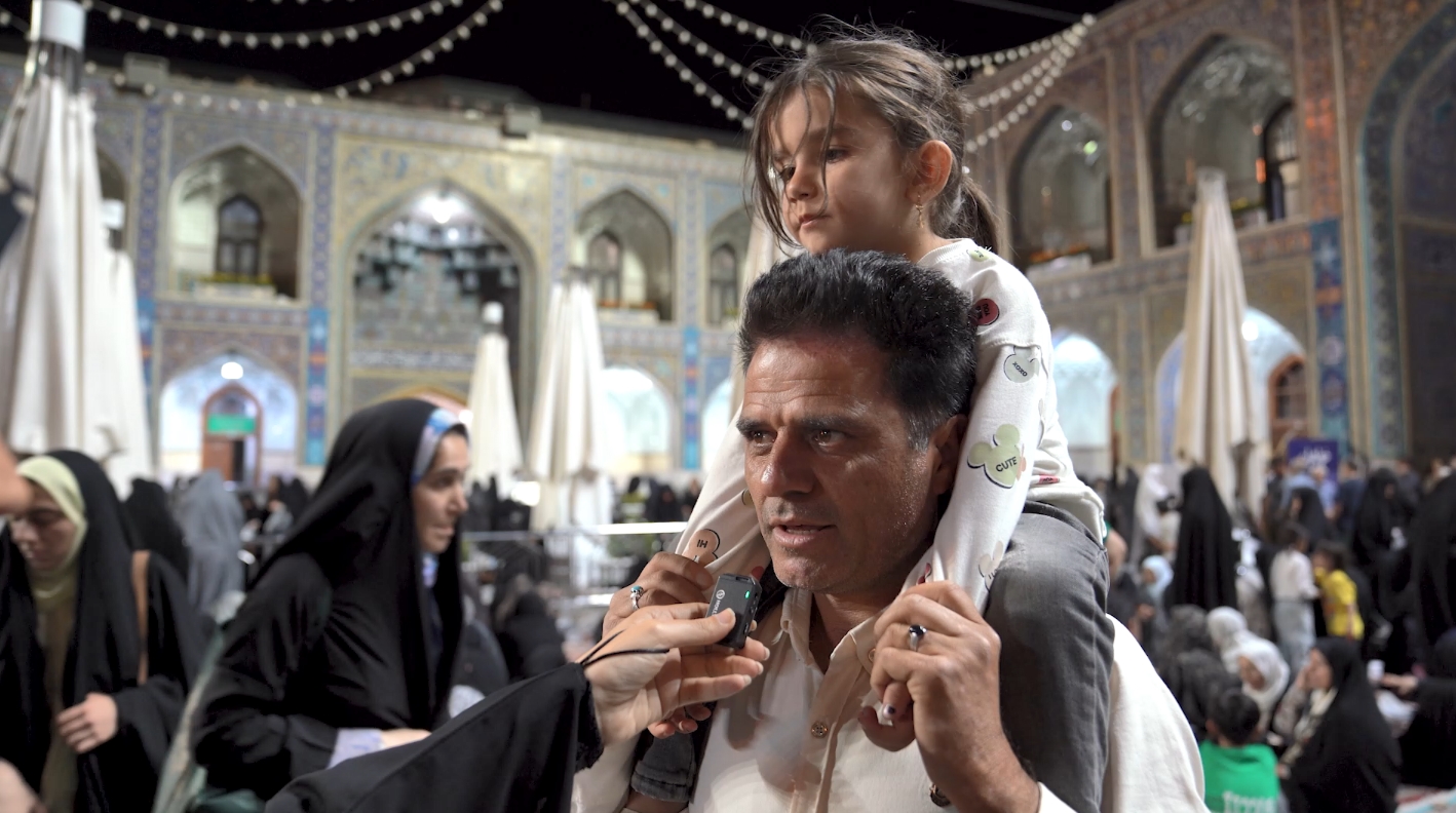 زائران و مجاوران امام رضا(ع) در مصاحبه&zwnj;ای اقدامات تجاوزگرانه رژیم صهیونیستی را محکوم کردند