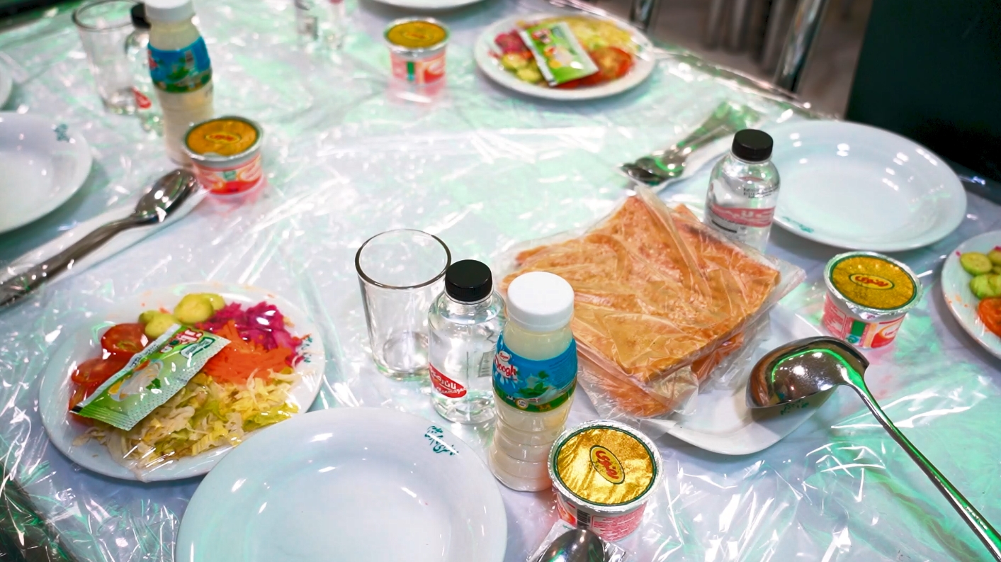 تشرف جمعی از پزشکان بیمارستان رضوی به حرم مطهر رضوی و مهمانسرای حرم امام رضا (ع)