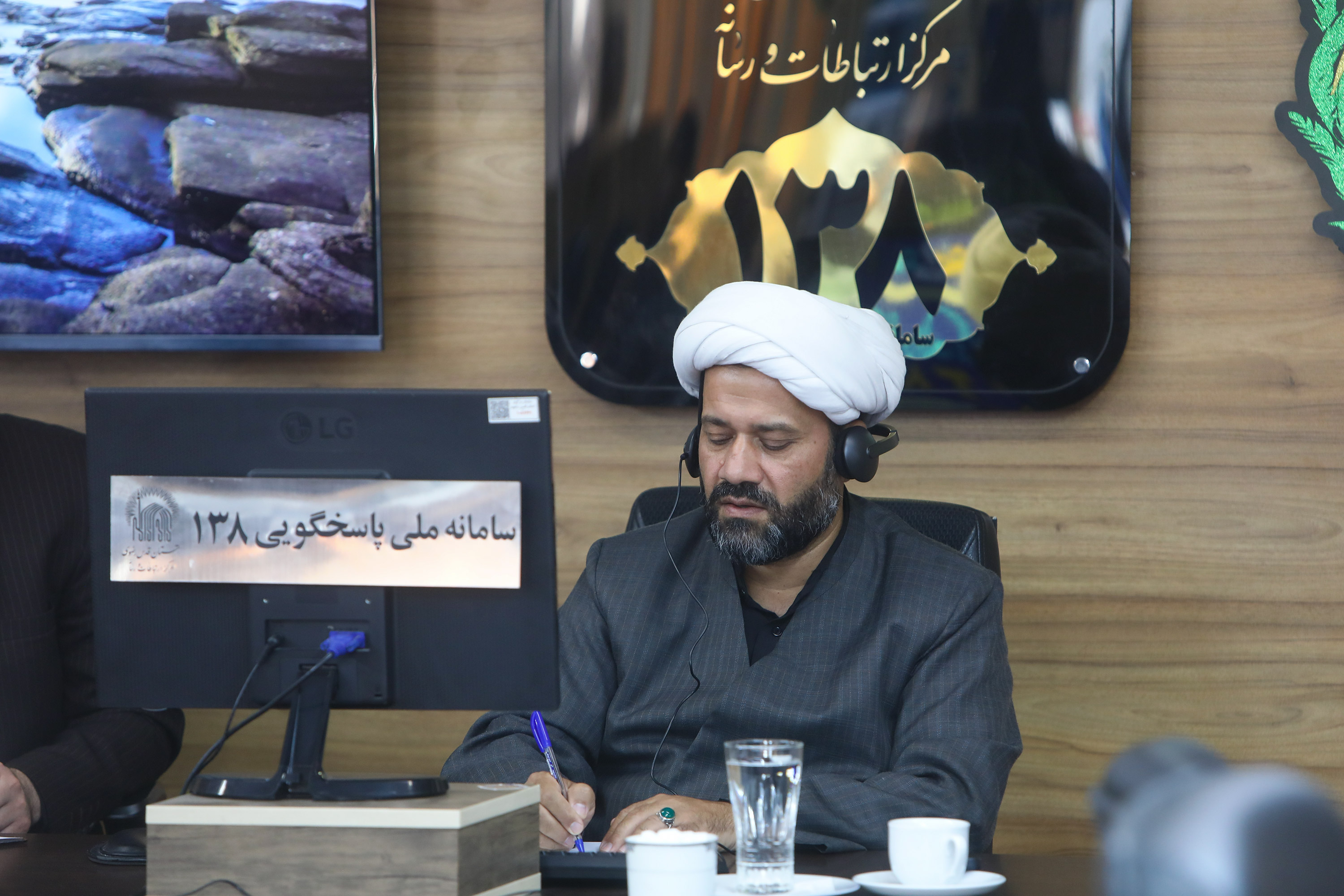 حضور جانشین معاون تبلیغات اسلامی حرم مطهر رضوی در سامانه 138