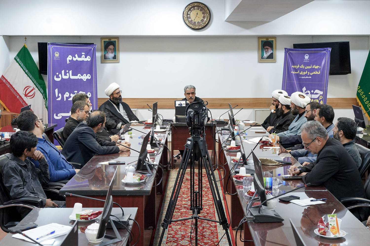 برگزاری ششمین نشست تخصصی “خط روشنگری” با محوریت پیامدهای جنگ ۱۲ روزه ایران و اسرائیل در حرم مطهر رضوی