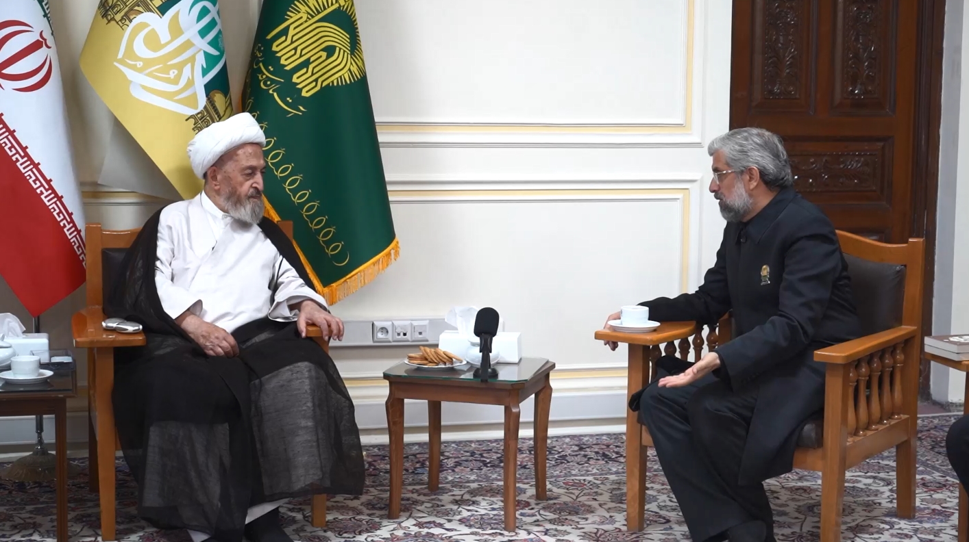 مراجع تقلید پشتوانه قوی خادمان حرم امام رئوف