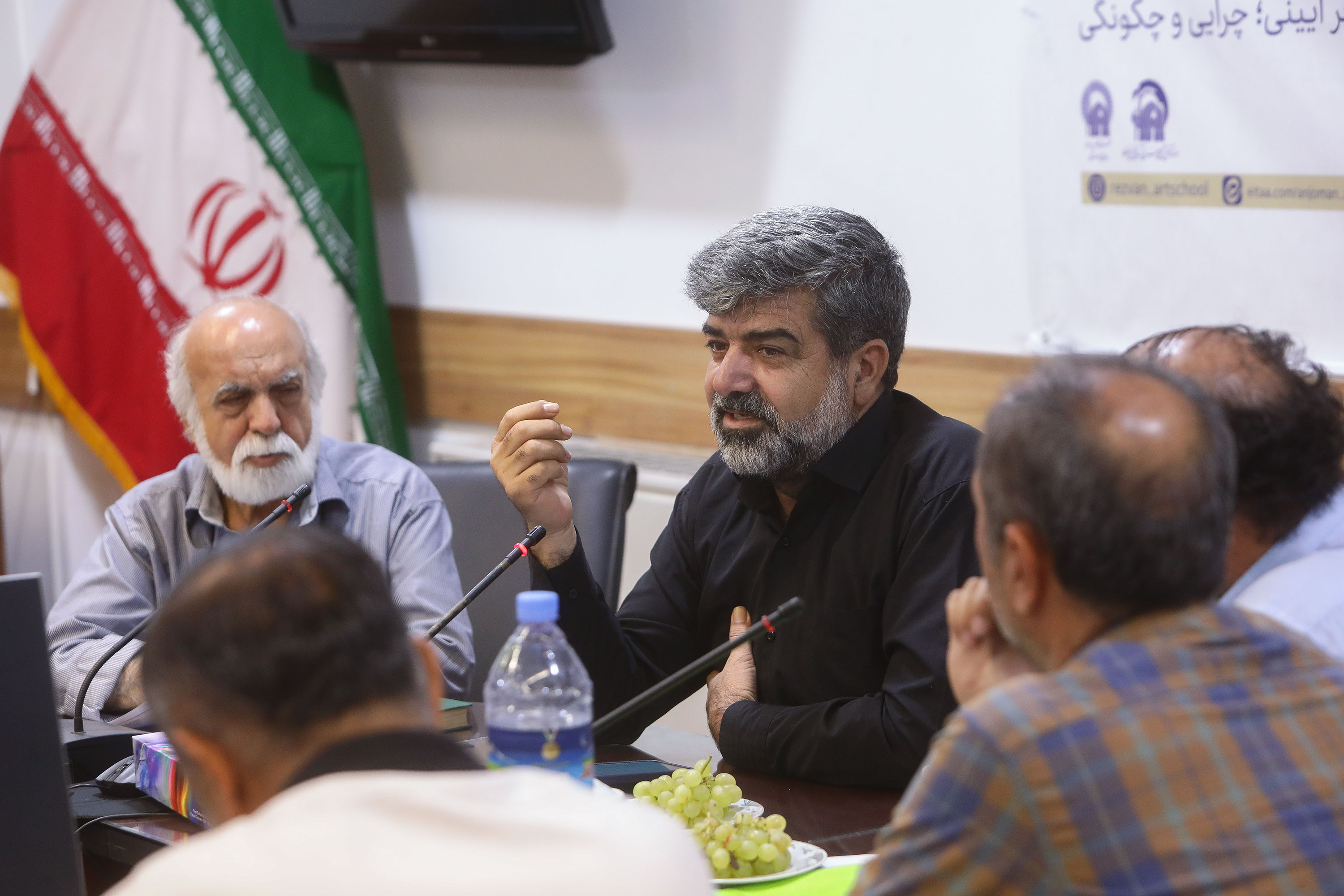 نشست تخصصی انجمن ادبی رضوی