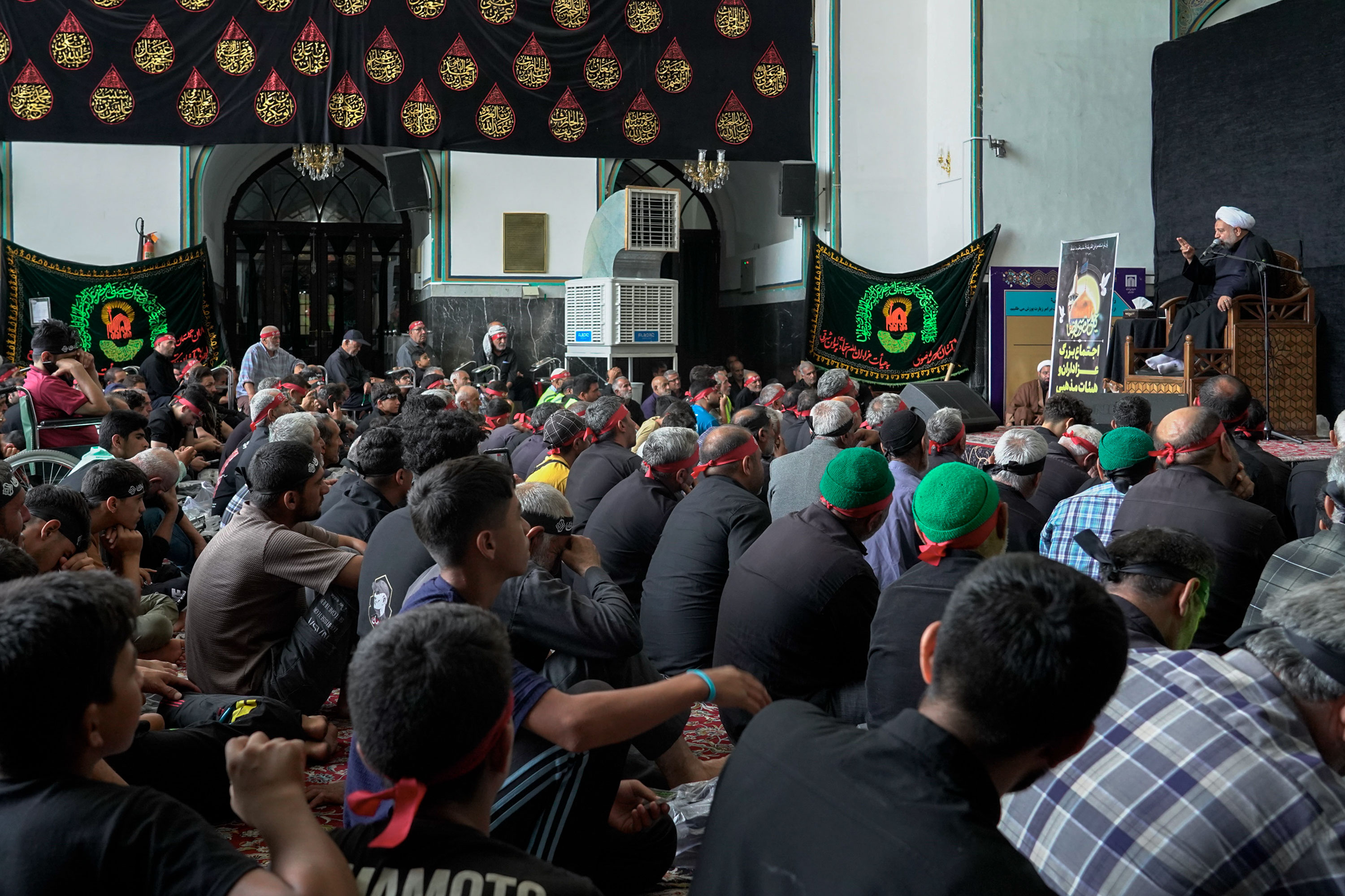 اجتماع عزاداران استان گلستان در حرم مطهر رضوی