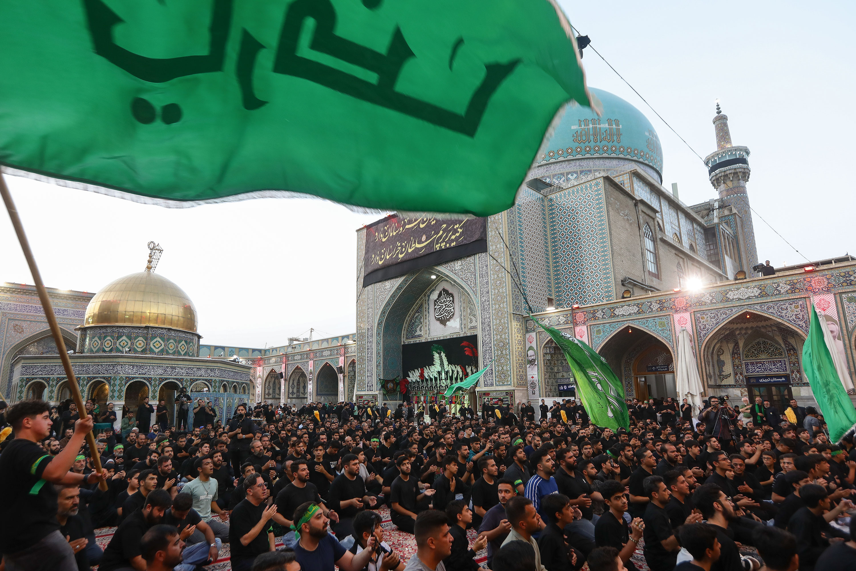 اجتماع هیئت‌ ابناء الرضا علیه‌السلام در حرم مطهر رضوی