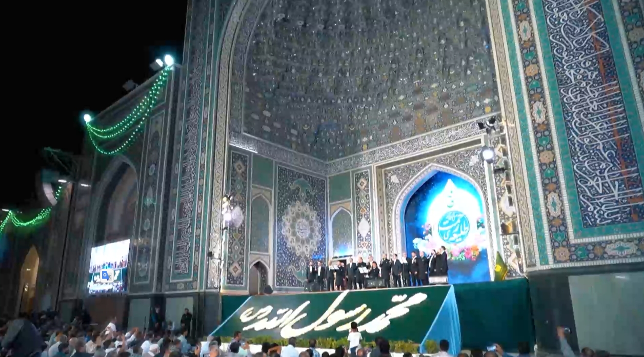 نورٌ علیٰ نور، جشن میلاد پیامبر رحمت و امام صادق(ع)در حریم قدسی رضوی،طلیعه رحمت برای قلب‌های زائران شد