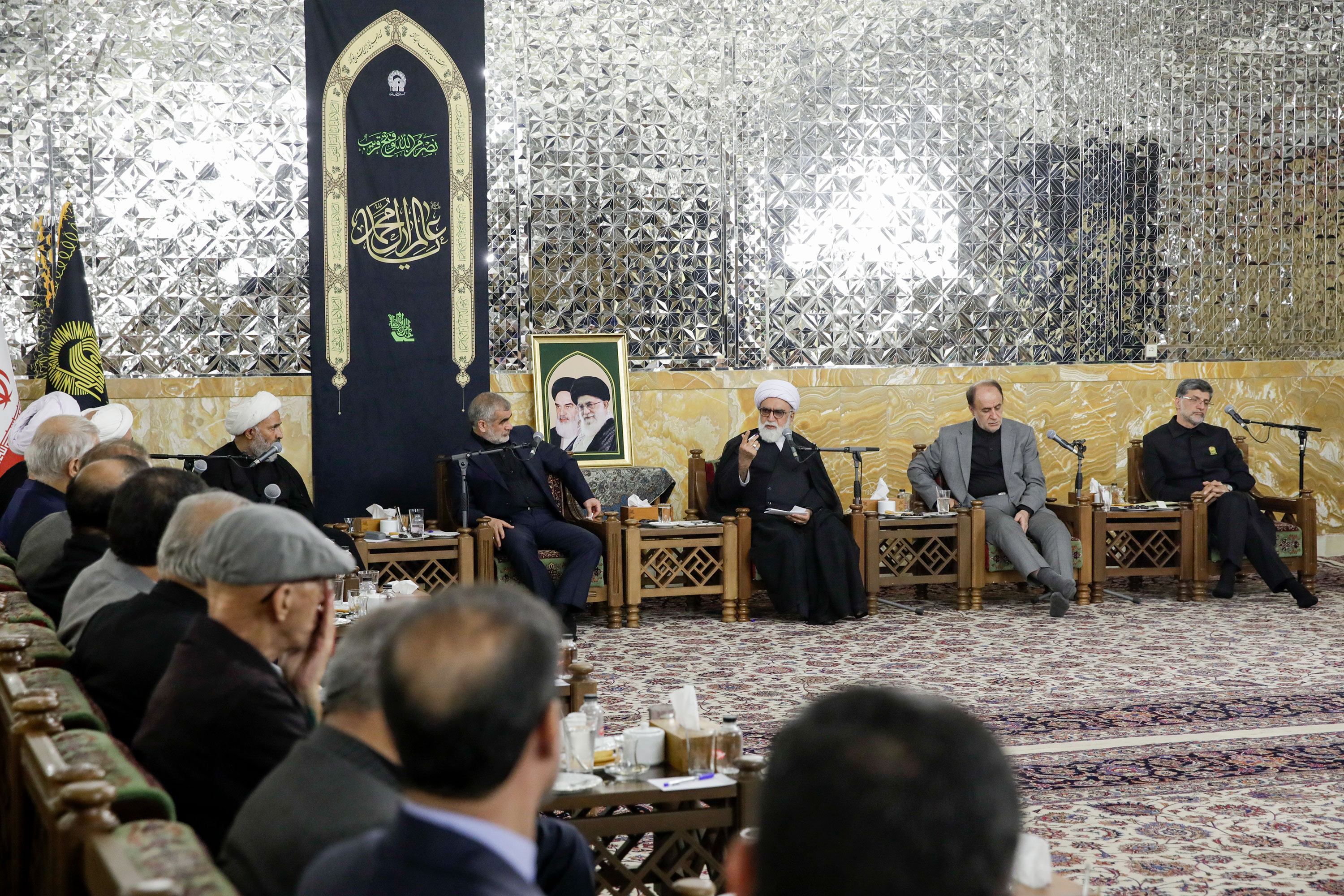 دیدار اعضای فراکسیون قرآن و زیارت مجلس شورای اسلامی با تولیت آستان قدس رضوی