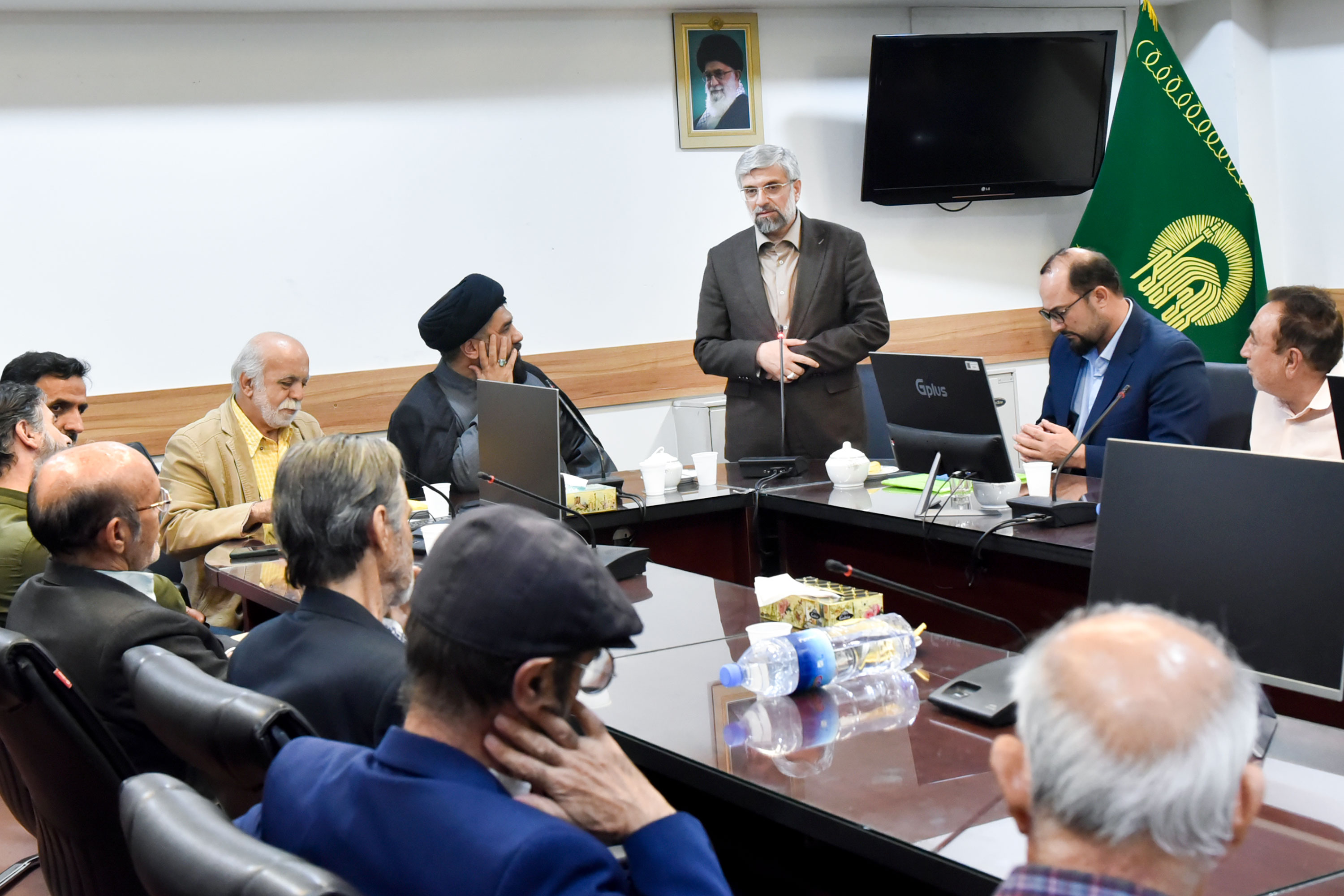 نشست ادبی رضوی