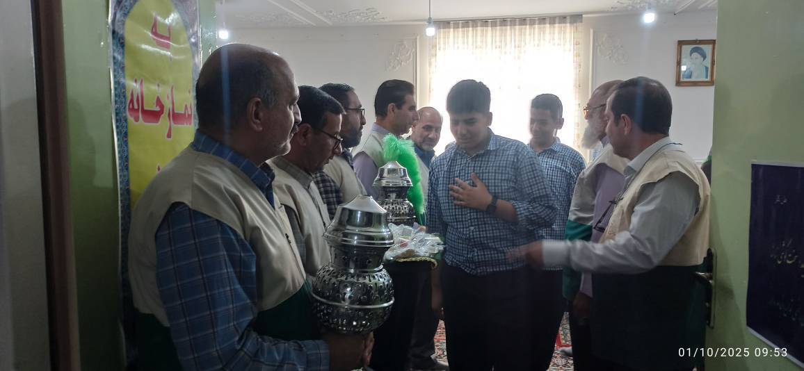 زنگ مهر رضوی در مدارس بروجرد نواخته شد + تصاویر