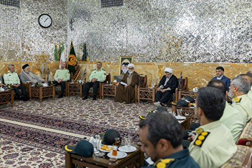 دیدار فرماندهان کلانتری‌های مشهد با تولیت آستان قدس رضوی