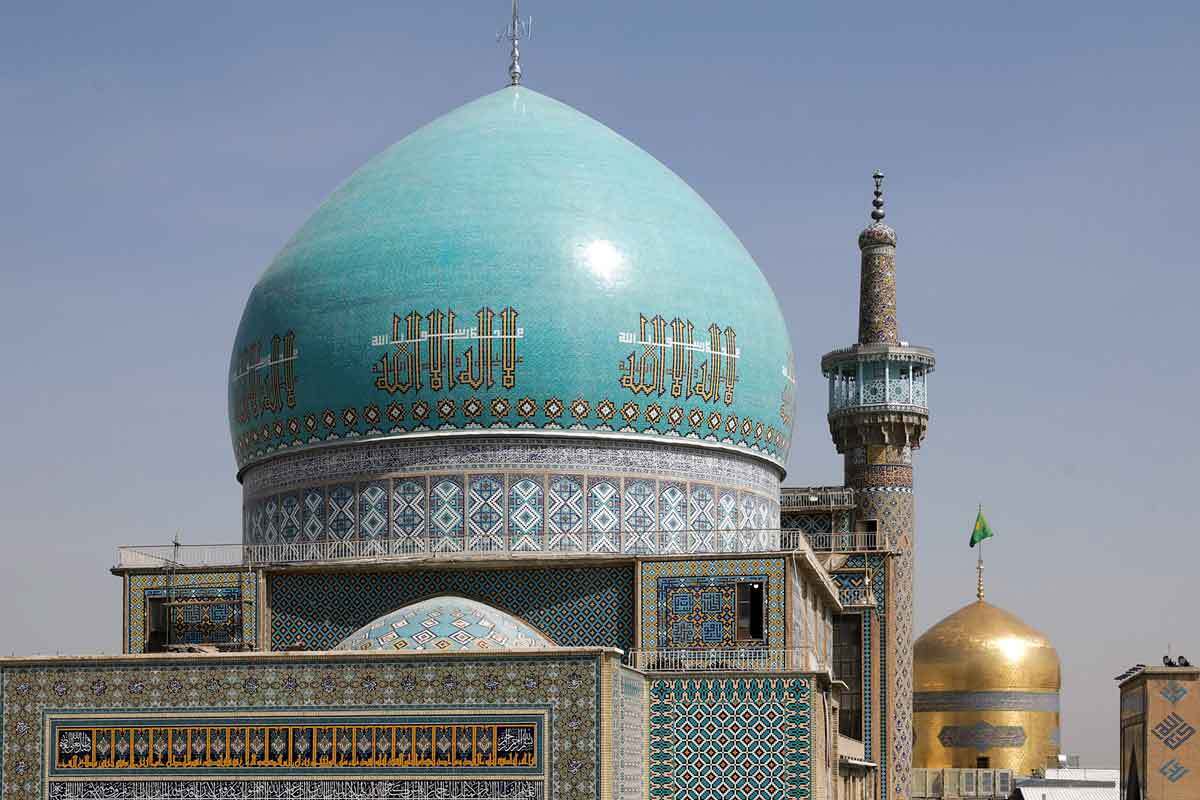 گنبد صحن گوهرشاد همراه با نمای گنوبد حرم امام رضا علیه السلام