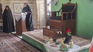 حضور بانوان زائر در ویژه برنامه گرامیداشت هفته دفاع مقدس 