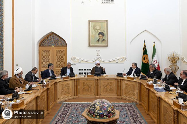 ضرورت نگاه ملی به مقوله زیارت/ امام رضا(ع) محور هدایت، آرامش و انسجام ملت ایران