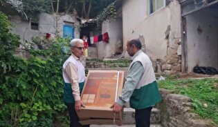 اهدای گرمای محبت رضوی به ۱۴ خانواده بهشهری