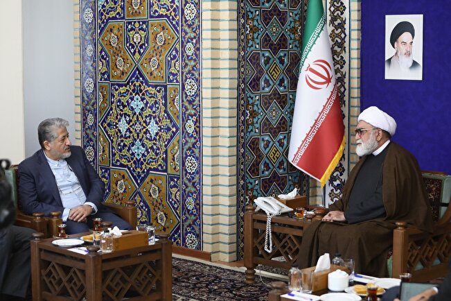 دانشگاه‌ها بازوی فکری آستان قدس در ارتقای خدمات به زائران هستند