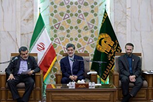 دیدار برگزارکنندگان رویداد ملی «هم‌اندیشی حکمرانی داده برای حکمرانی داده محور» با قائم مقام تولیت آستان قدس رضوی