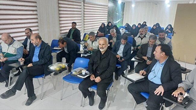 نشست ارزیابی کانون‌های خدمت‌رضوی نهاوند برگزار شد