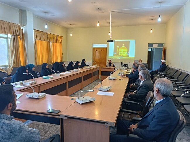 برگزاری نشست هم‌اندیشی کانون‌های خدمت رضوی در استان چهارمحال و بختیاری