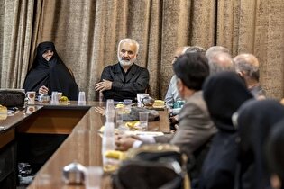 اجرای طرح تأمین جهیزیه برای دختران نیازمند توسط کانون بانوان رضوی در همدان