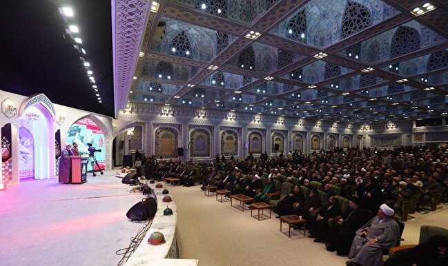 همایش پیرغلامان اهل بیت(ع) در تالار قدس حرم مطهر رضوی برگزار شد