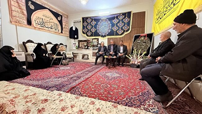 باید در شبکه خادمیاری، نسل پیرو شهدا تربیت کنیم/ گزارش تصویری