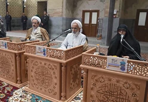 نخستین دفاع رساله دکترا در حرم مطهر امام رضا(ع)