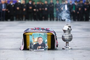 تشییع پیکر ابوالشهیدین «حاج احمد سعیدی نجات»