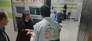 تجلیل از کارکنان درمانگاه و بیمارستان‌های اهواز در روز پرستار