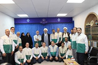 دیدار صمیمی مسئولان خادمیاری کشور با نماینده ولی‌فقیه در سمنان/ گزارش تصویری