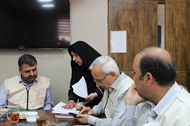 بازدید رئیس مرکز خادم‌یاری و کانون‌های خدمت رضوی کشور از کانون سلامت مدیریت کانون‌های خدمت رضوی استان سمنان