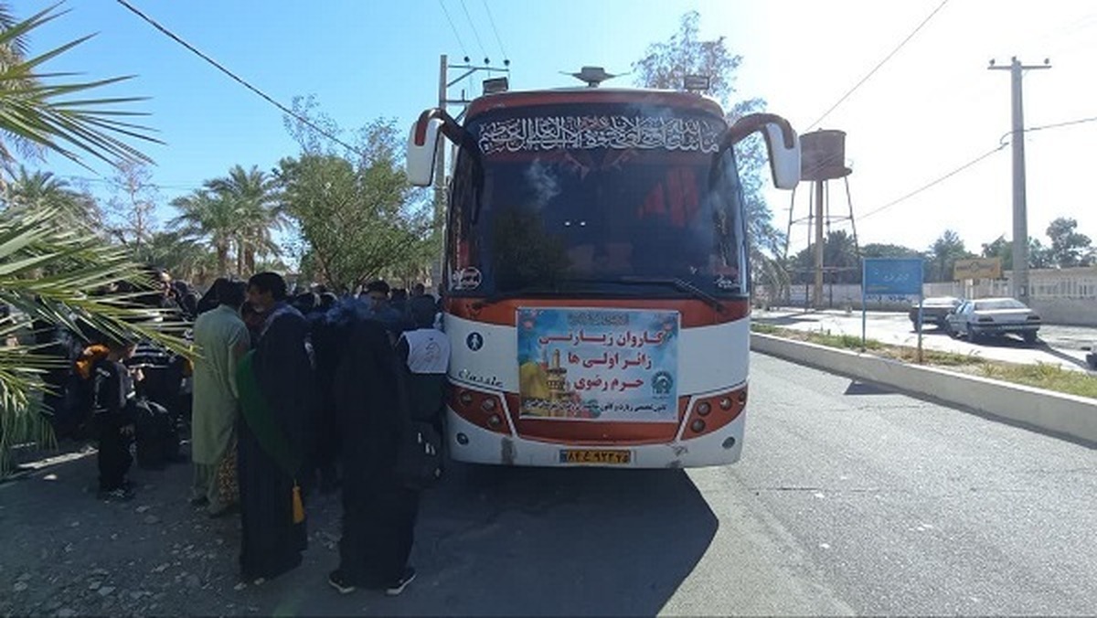 اعزام زائر اولی‌های فهرج به مشهد مقدس