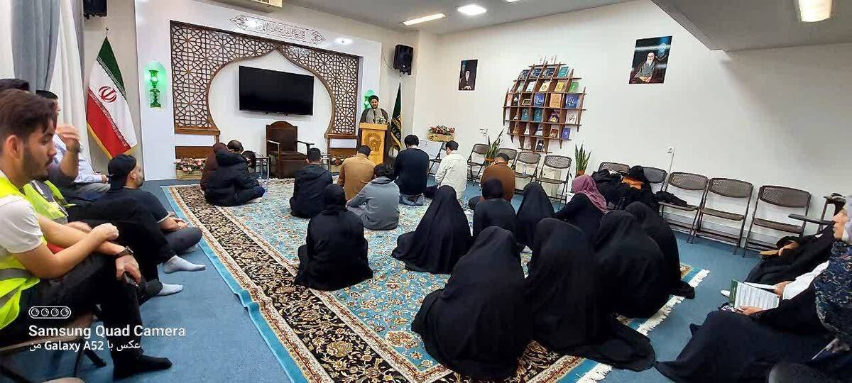 تشرف جمعی از شیعیان اردوزبان ساکن نیویورک به حرم رضوی  