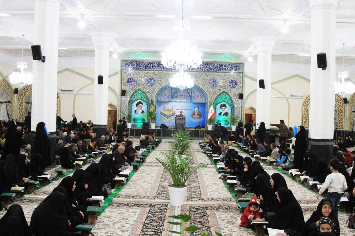 برگزاری اجتماع خانواده‌های قرآنی در زیارتگاه شهید آیت‌الله مدرس (ره)