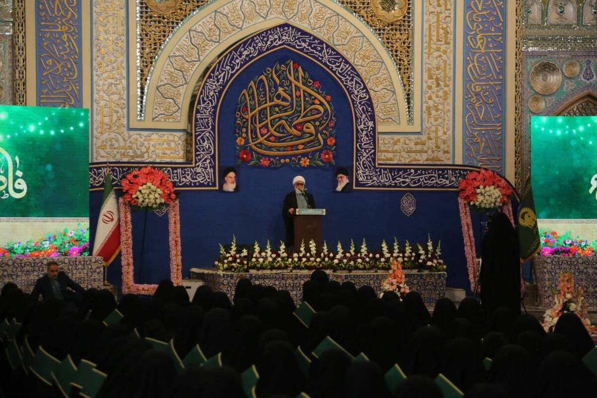 محبت به حضرت زهرا (س) باید در عمل و رفتار جلوه‌گر شود