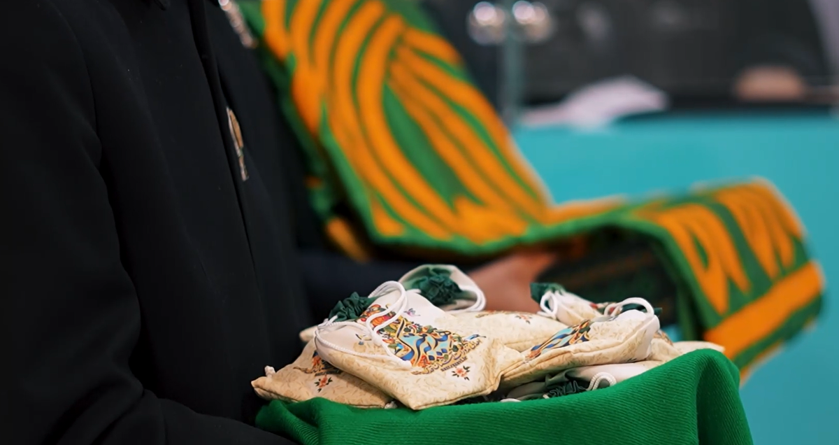 چراغی روشن از حرم مطهر آقا جان امام رضا (ع) برای دل‌های دردمند بیمار