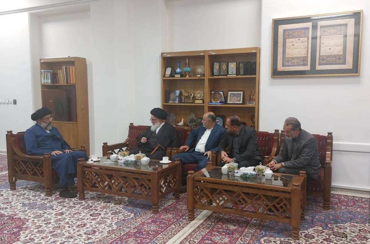 دیدار رئیس حوزه علمیه خوانسار با رئیس کتابخانه و موزه رضوی