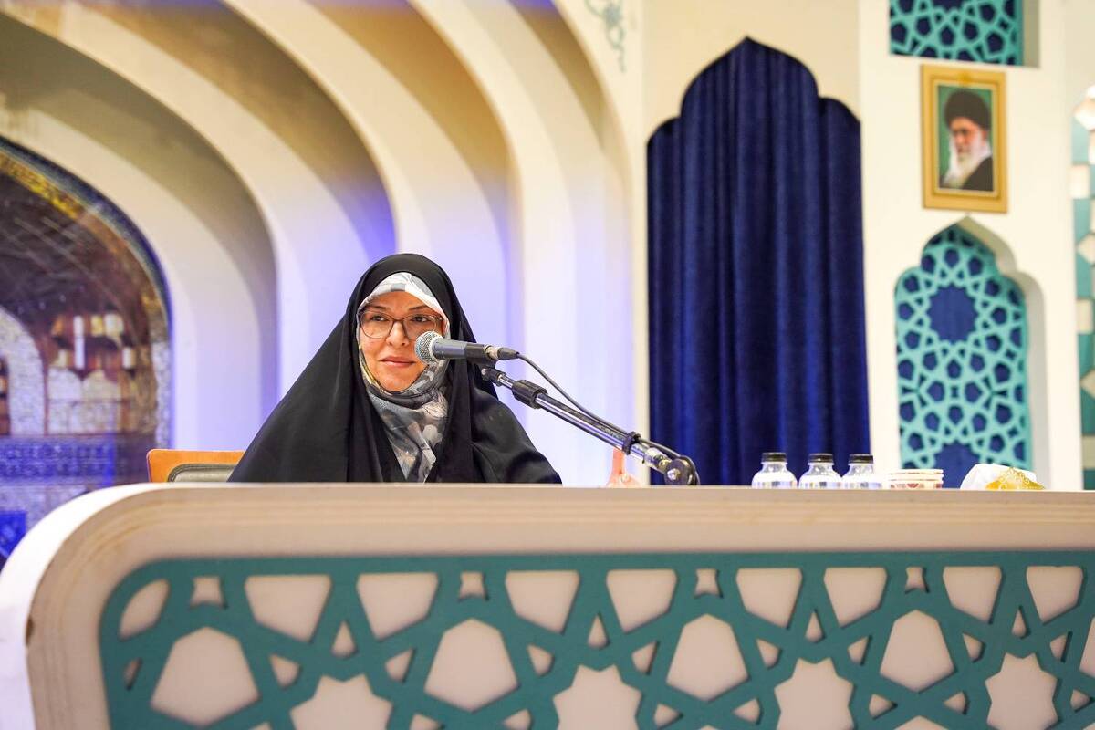 الگوی سوم زن مسلمان، نیازمند بازتعریف نقش‌زن و مرد در جامعه است