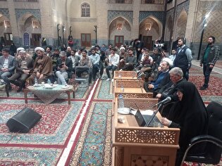 دفاع از رساله دکتری با رویکرد قرآنی در حرم مطهر رضوی