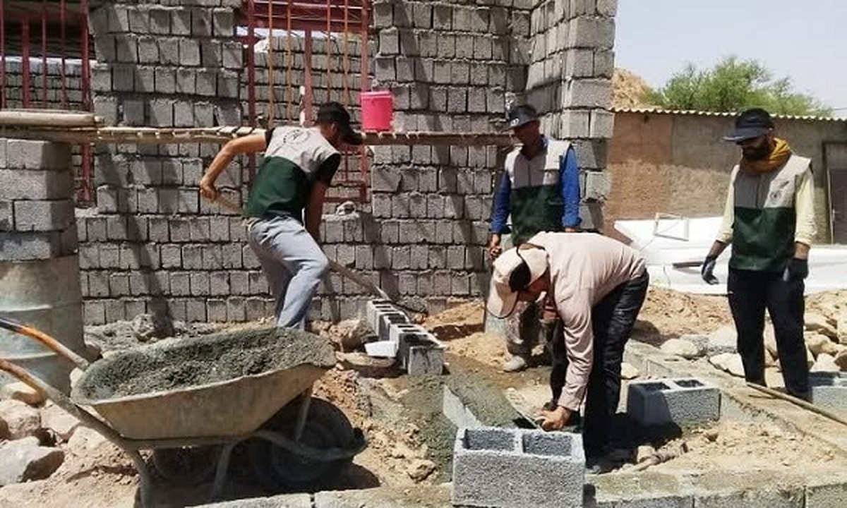 خادم‌یاران جهادی رامشیر سرپناه یک خانواده نیازمند شدند