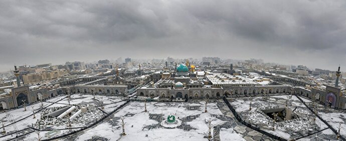 عکس با کیفیت : بارش برف در حرم مطهر رضوی