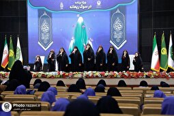 اجتماع باشکوه دختران نوجوان در سوگ حضرت زهرا (س) در حرم مطهر رضوی