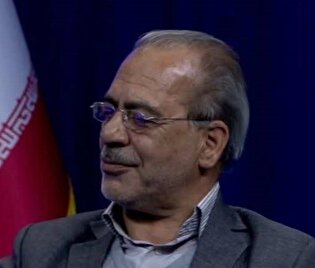 روایت چهار دهه زندگی با شعر و ارادت