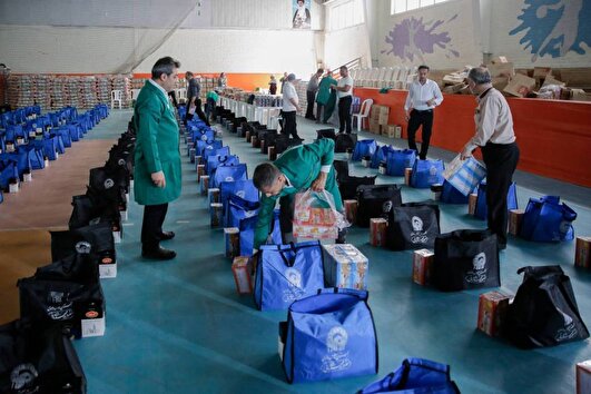 پهن کردن سفره‌ای به وسعت کرامت، به بلندای یلدا