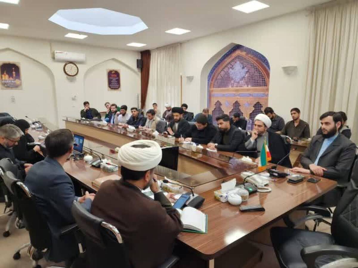 بررسی مبانی نظری و تجارب میدانی تبلیغ بین‌المللی در دانشگاه علوم اسلامی رضوی