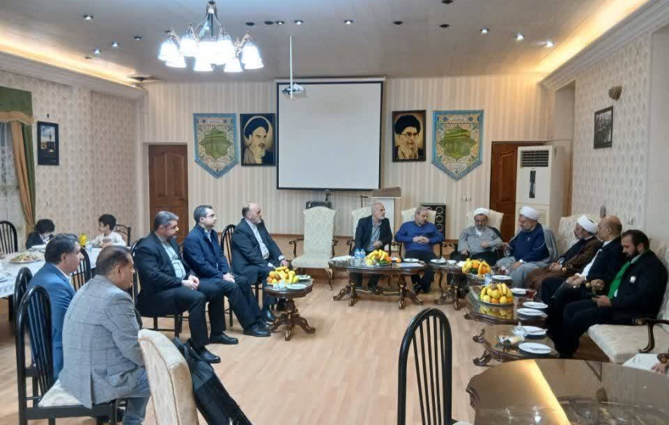 محبان اهلبیت (ع) در مرو قدیم میزبان خادمان حرم رضوی شدند محبان اهلبیت (ع) در مرو قدیم میزبان خادمان حرم رضوی شدند