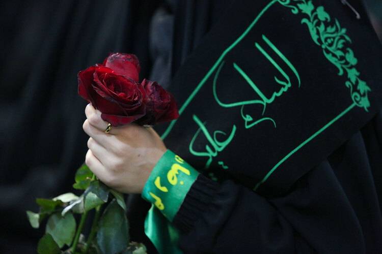 عزاداری زنان نوغان در حرم مطهر رضوی